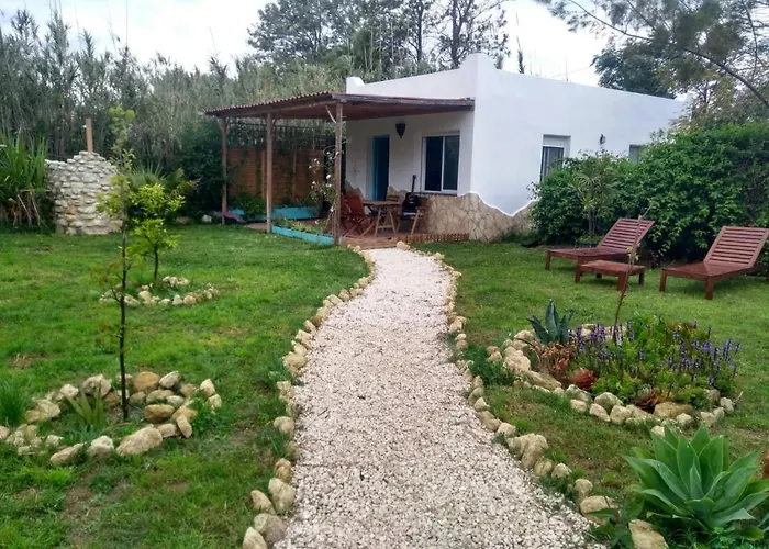 Casita La Raiz